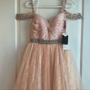 Blush cocktail dress. Tagged a 4, but fits more like a 0/2.